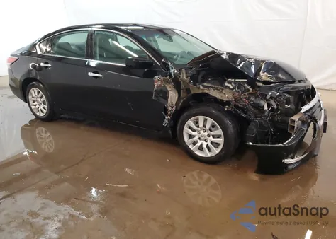 2015 Nissan Altima 2.5 from USA, damaged, VIN 1N4AL3AP4FN326961